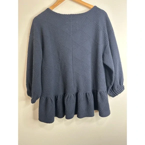 Maeve Anthropologie Peplum Flounce Embossed Blouse Top Navy Blue Sz M 3/4 Sleeve - Picture 4 of 8